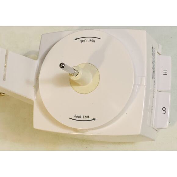 Cuisinart Mini-Prep Food Processor Model DLC-1 Chopper 2 Speeds Base ONLY - Picture 3 of 6